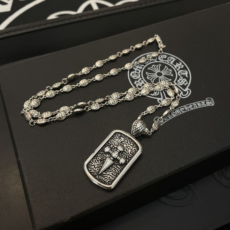 Ch*0me He**ts necklaces